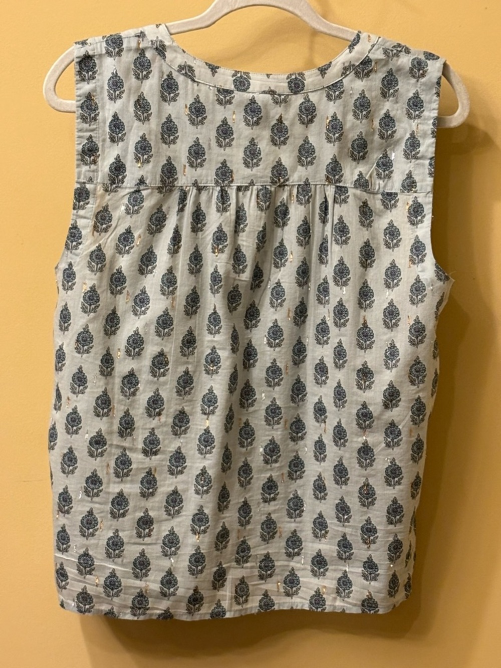 NWT Lucky Brand Light Blue Printed Button-Front Sleeveless Tank Size L - Picture 3 of 8